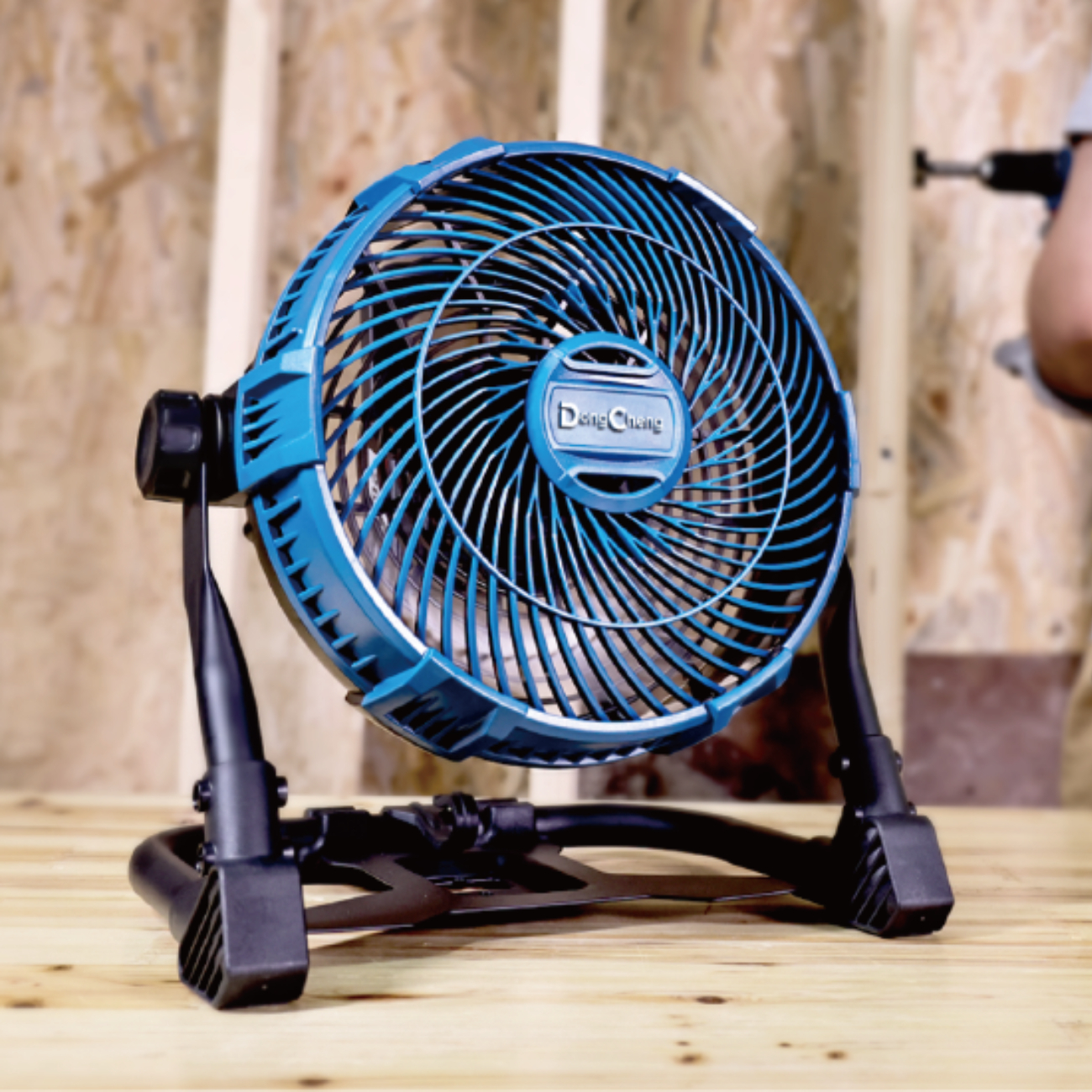 SKI - สกี จำหน่ายสินค้าหลากหลาย และคุณภาพดี | Dongcheng(DCดีจริง) DCFS240(TYPE Z) พัดลมไร้สาย 20VMax #เครื่องเปล่า