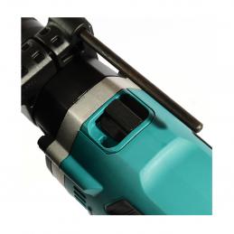 MAKITA M8100KX5B สว่านกระแทก 16mm + กล่องพลาสติก + ชุดอุปกรณ์เสริม (MT)