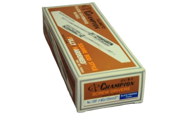 CHAMPION ไขควงแกนดำไม่ทลุ ปากแฉก 130F 5นิ้ว (ราคาต่ออัน , 1 กล่องมี 12 อัน)