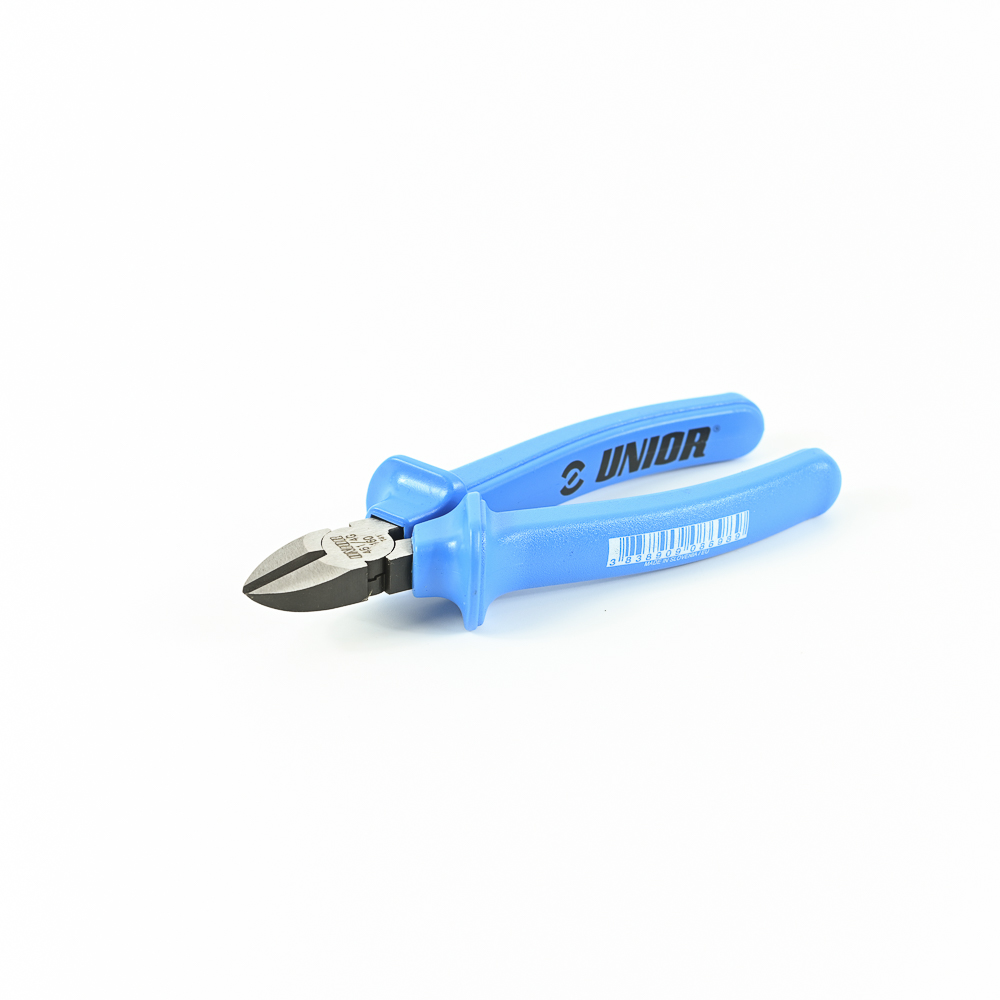 UNIOR 461/4G คีมปากเฉียง 6.1/4นิ้ว ด้ามฟ้ามีปีก (462B)