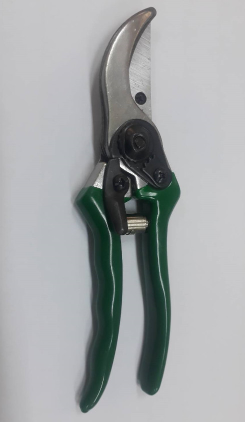 SKI - สกี จำหน่ายสินค้าหลากหลาย และคุณภาพดี | GARDENTE #E731 กรรไกรตัดกิ่งไม้ ด้ามอลูมิเนียม 8นิ้ว